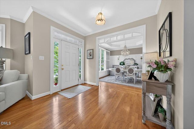 305 Briardale Avenue, Cary, NC 27519