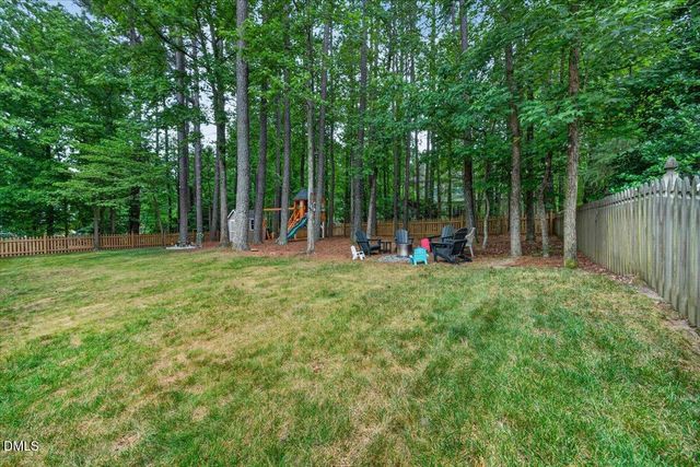 305 Briardale Avenue, Cary, NC 27519
