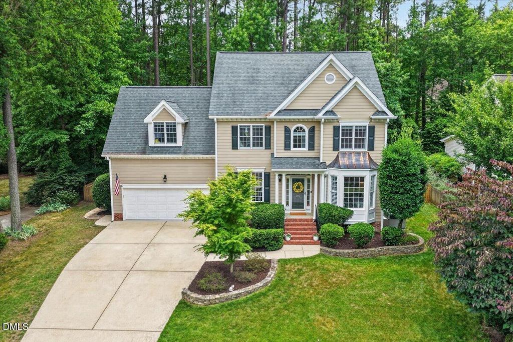 305 Briardale Avenue, Cary, NC 27519