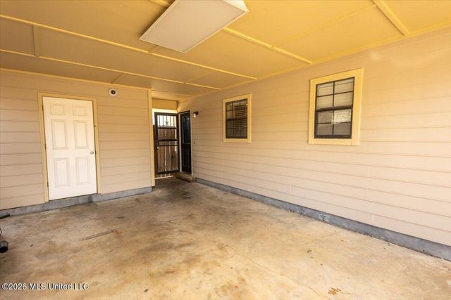 9868 Sequoia Lane, Olive Branch, MS 38654