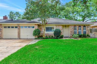 16426 Cavendish Drive, Houston, TX 77059