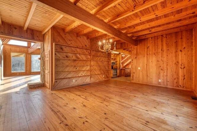 62 Stable Gate Drive, Blairsville, GA 30512