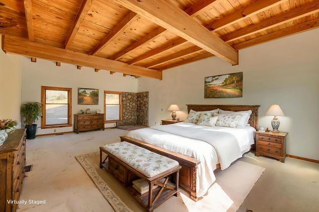 62 Stable Gate Drive, Blairsville, GA 30512