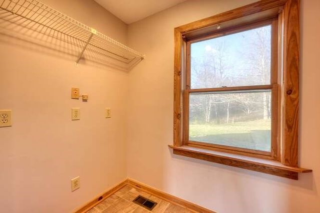 62 Stable Gate Drive, Blairsville, GA 30512