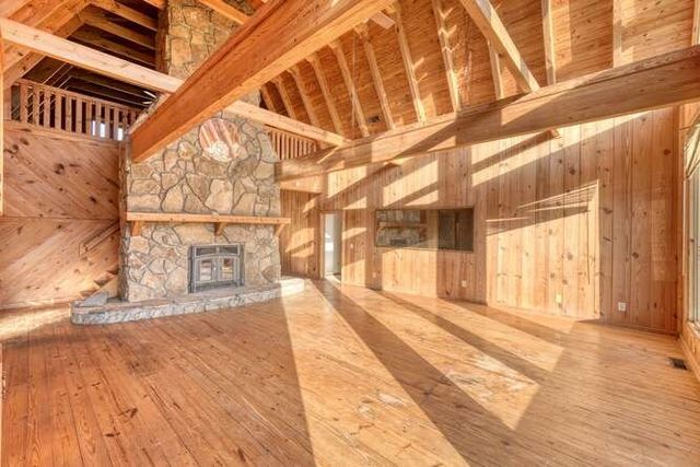 62 Stable Gate Drive, Blairsville, GA 30512