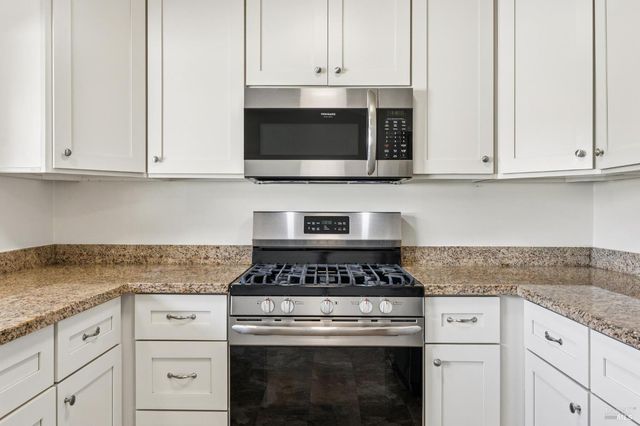 18023 Mulberry Ave, Sonoma, CA 95476