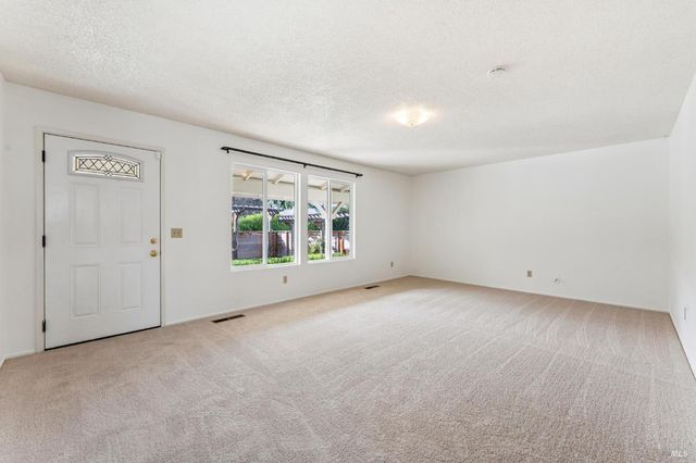 18023 Mulberry Ave, Sonoma, CA 95476