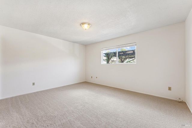 18023 Mulberry Ave, Sonoma, CA 95476