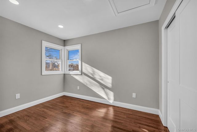 39 Layton Street, Freeport, NY 11520