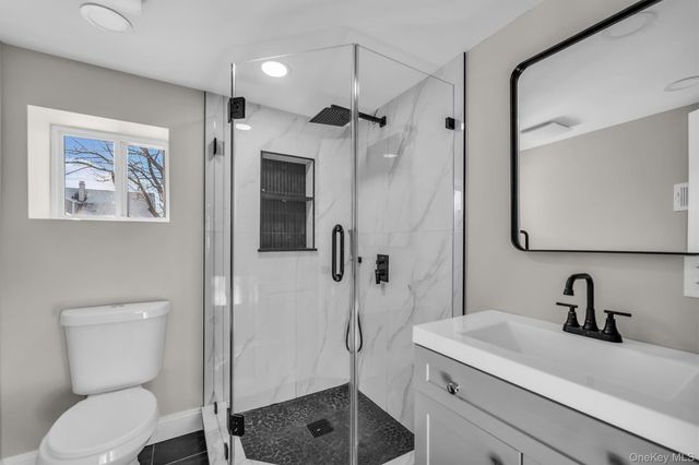 39 Layton Street, Freeport, NY 11520