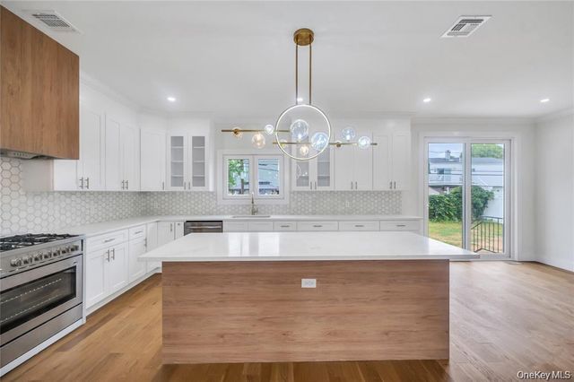 2571 Alder Avenue, East Meadow, NY 11554