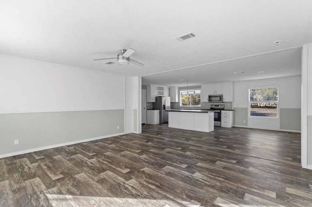 2316 County Road 404 LOOP, Bartlett, TX 76511