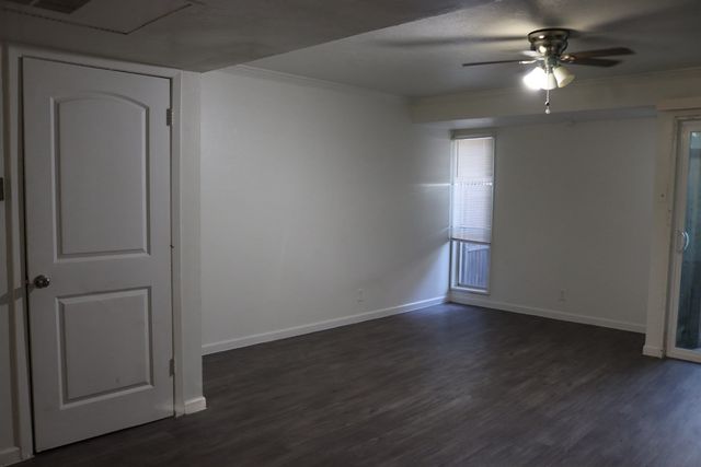 928 S Weatherred Drive, Richardson, TX 75080