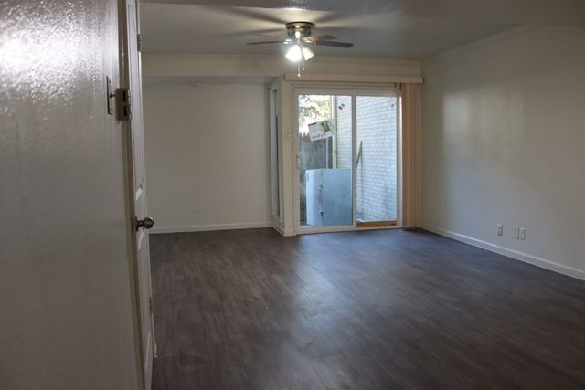 928 S Weatherred Drive, Richardson, TX 75080