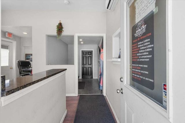 28 Canal Street, Millbury, MA 01527