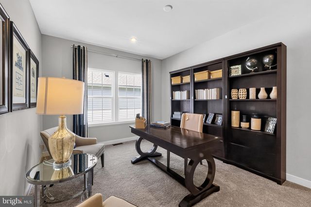 602 VAN BUREN CT, Swedesboro, NJ 08085
