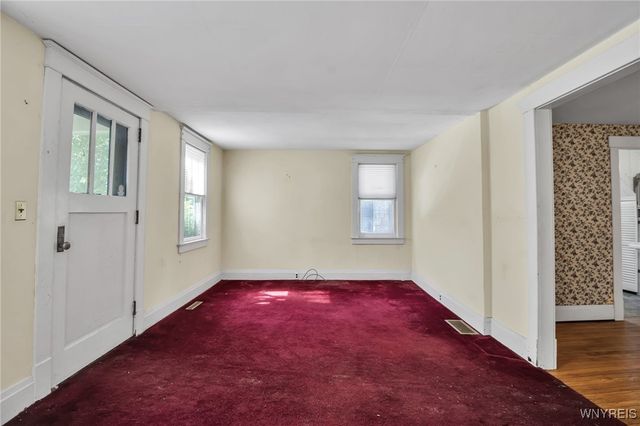 31 North Ellicott Street, Amherst, NY 14221