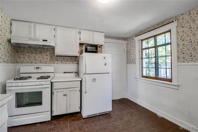 31 North Ellicott Street, Amherst, NY 14221