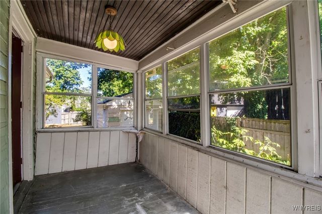 31 North Ellicott Street, Amherst, NY 14221