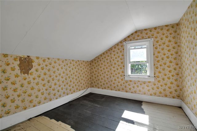 31 North Ellicott Street, Amherst, NY 14221