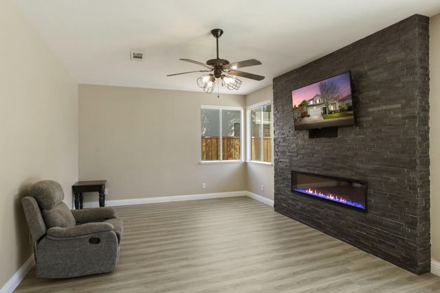 1134 Sangria Ln, Manteca, CA 95336