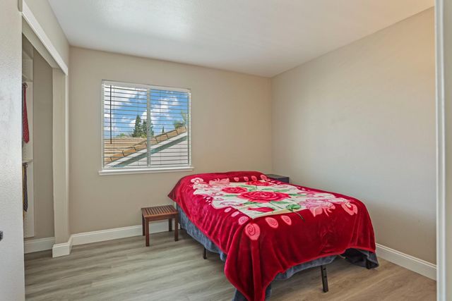 1134 Sangria Ln, Manteca, CA 95336