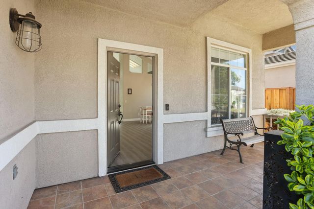 1134 Sangria Ln, Manteca, CA 95336