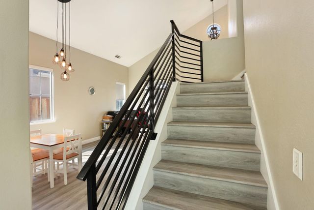 1134 Sangria Ln, Manteca, CA 95336