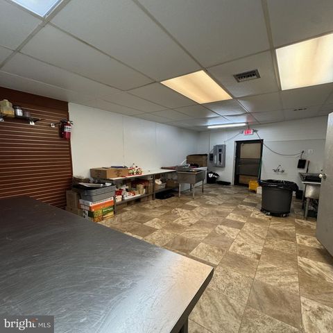 10105 VERREE RD, Philadelphia, PA 19116