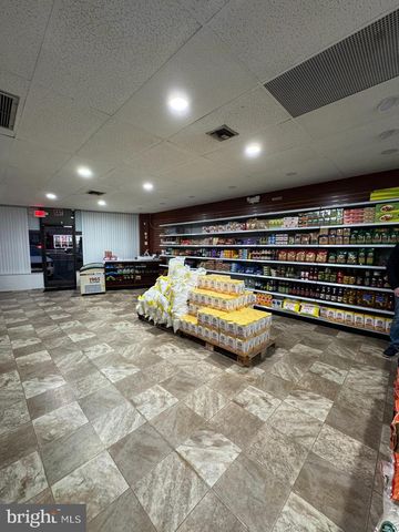 10105 VERREE RD, Philadelphia, PA 19116