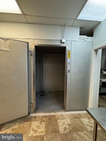 10105 VERREE RD, Philadelphia, PA 19116