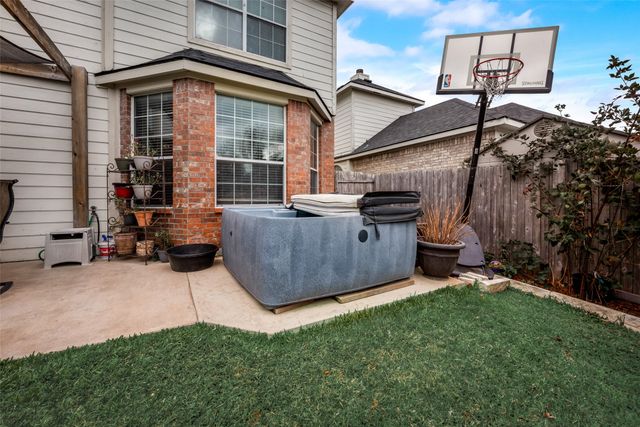 6329 Redeagle Creek Drive, Fort Worth, TX 76179