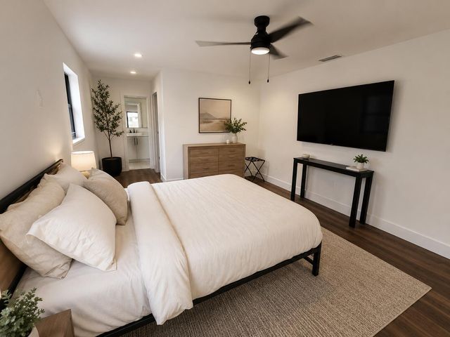 11370 NW 29th Street, Sunrise, FL 33323