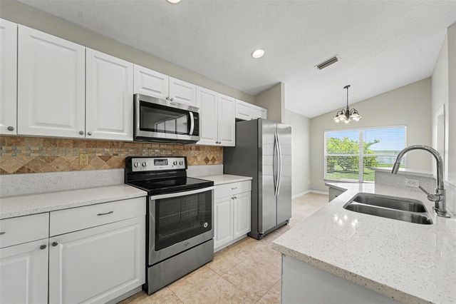 22901 HAWK HILL LOOP, Land O Lakes, FL 34639