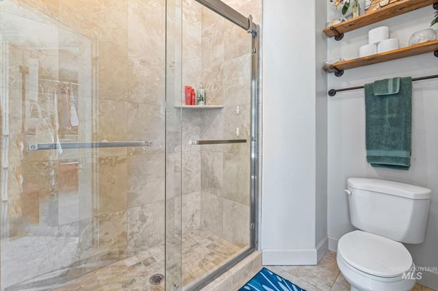 2813 S Bayhill Ct, Nampa, ID 83686