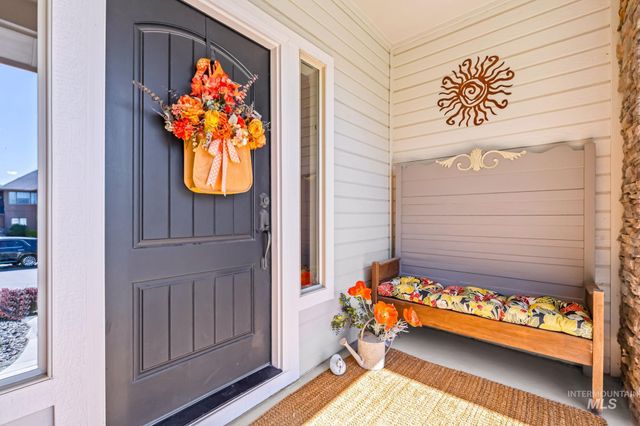 2813 S Bayhill Ct, Nampa, ID 83686