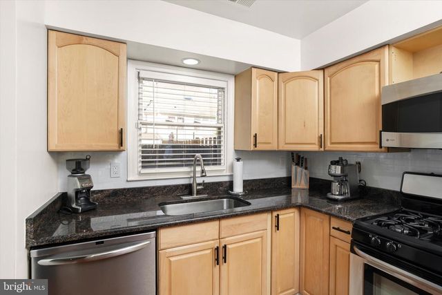 4 INDEPENDENCE CT, Jackson, NJ 08527
