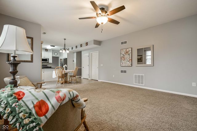 6141 Chadworth Way, Indianapolis, IN 46236