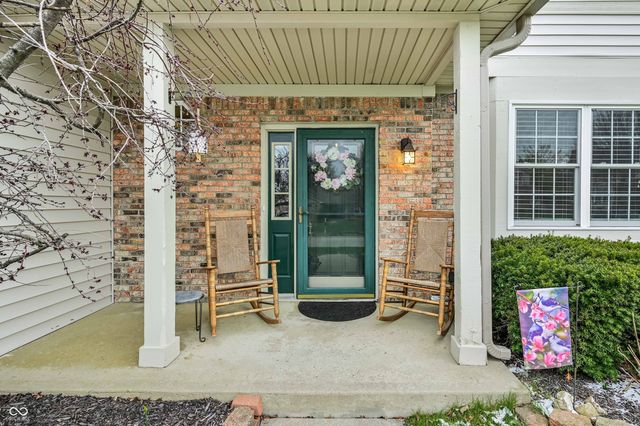 6141 Chadworth Way, Indianapolis, IN 46236