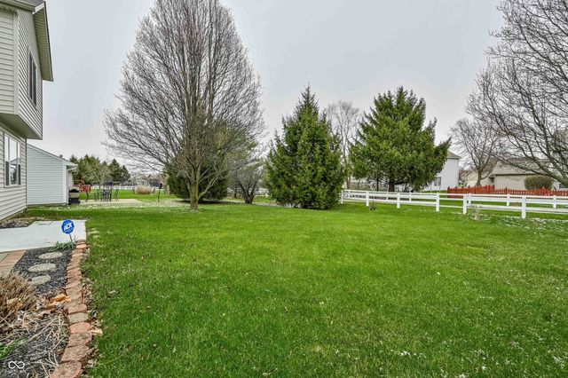 6141 Chadworth Way, Indianapolis, IN 46236