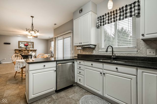 6141 Chadworth Way, Indianapolis, IN 46236