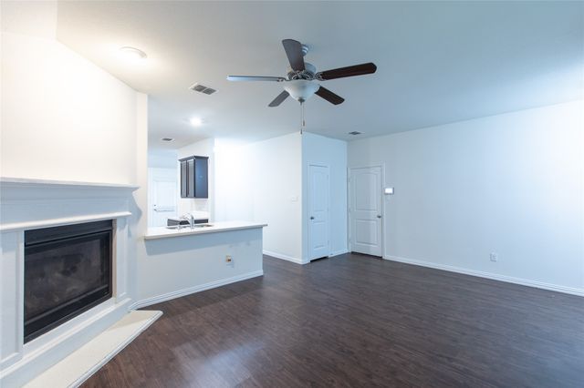 905 Silverbell Street, Princeton, TX 75407