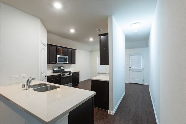 905 Silverbell Street, Princeton, TX 75407