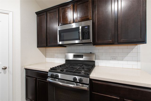 905 Silverbell Street, Princeton, TX 75407