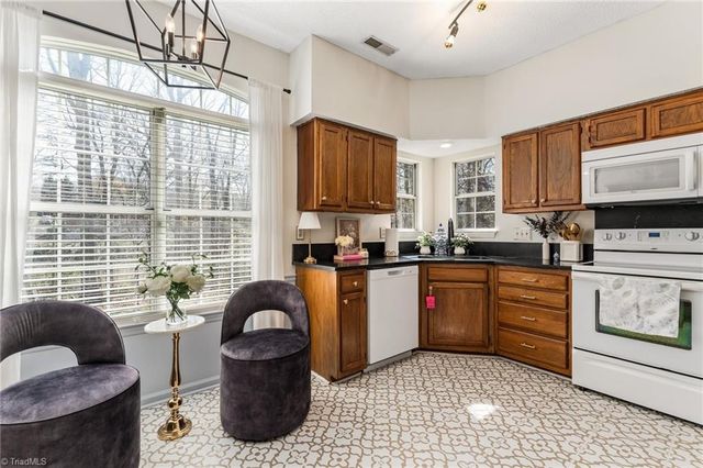 2824 Wynfield Crossing Lane, Winston-salem, NC 27103