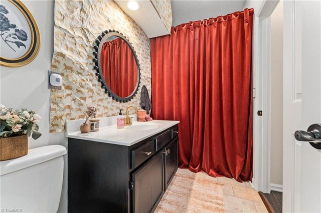 2824 Wynfield Crossing Lane, Winston-salem, NC 27103