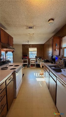 712 N 23rd Street, Copperas Cove, TX 76522