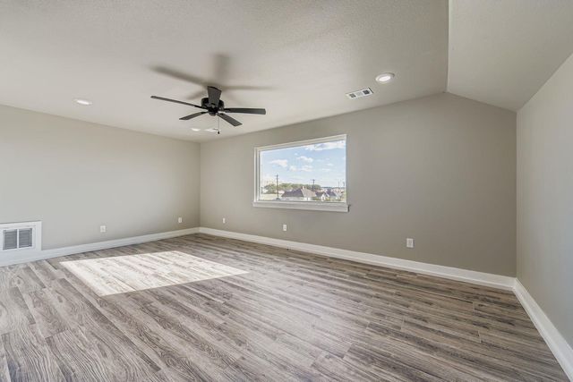 1403 Sunset DR, Marble Falls, TX 78654
