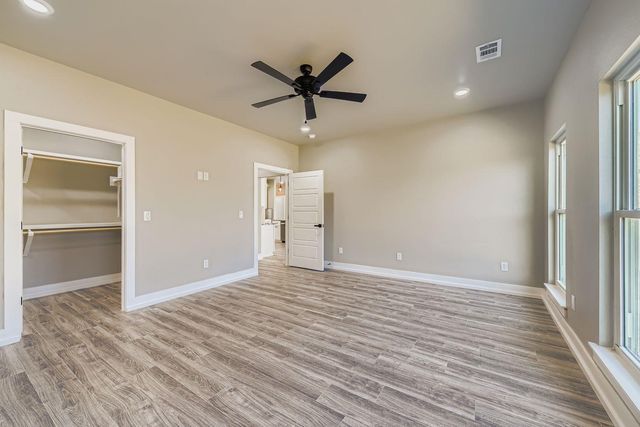 1403 Sunset DR, Marble Falls, TX 78654