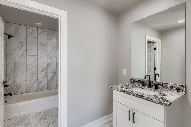 1403 Sunset DR, Marble Falls, TX 78654
